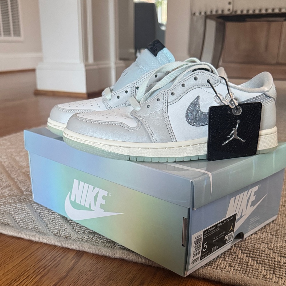 NWT-Nike Air Jordan 1 Low Metallic Silver Shoes